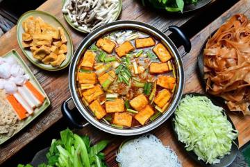 Sang Đức xem chung kết Euro, dừng chân ở 10 nhà hàng Việt tại Berlin nổi tiếng nhất