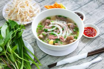 Top 10 quán phở ngon ở Hà Nội bạn không thể bỏ lỡ