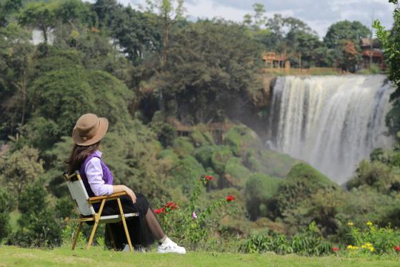 Mùa hè rủ hội cạ cứng đi giải nhiệt tại thác Voi Đà Lạt
