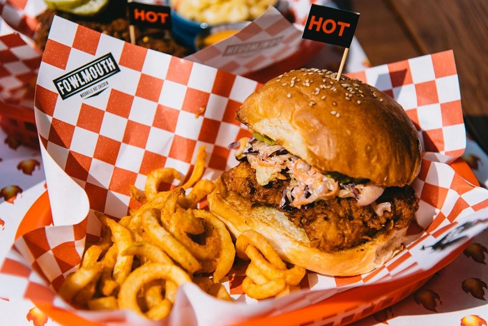 tiệm gà rán ngon nhất ở Bangkok