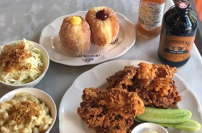 tiệm gà rán ngon nhất ở Bangkok