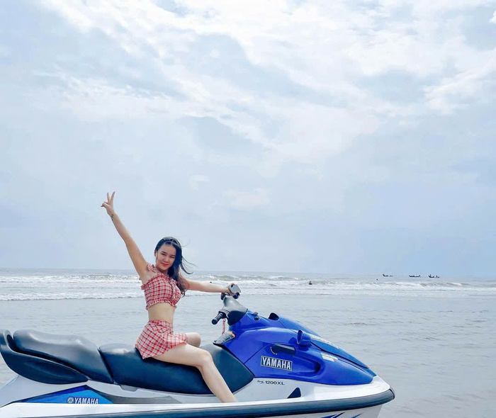 Vui chơi ở bãi biển Hải Lĩnh Thanh Hoá 