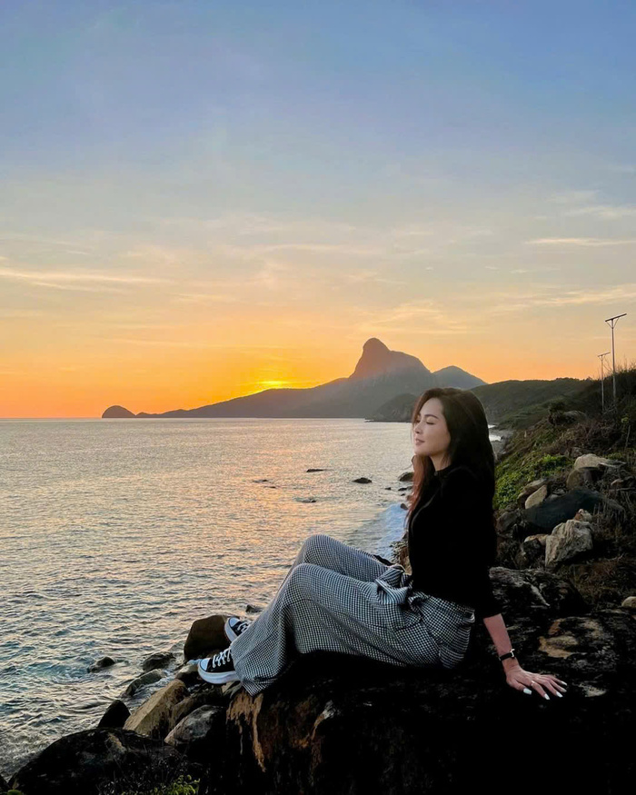 Ngắm hoàng hôn ở đỉnh Tình Yêu Bãi Nhát Côn Đảo Vũng Tàu TP HCM