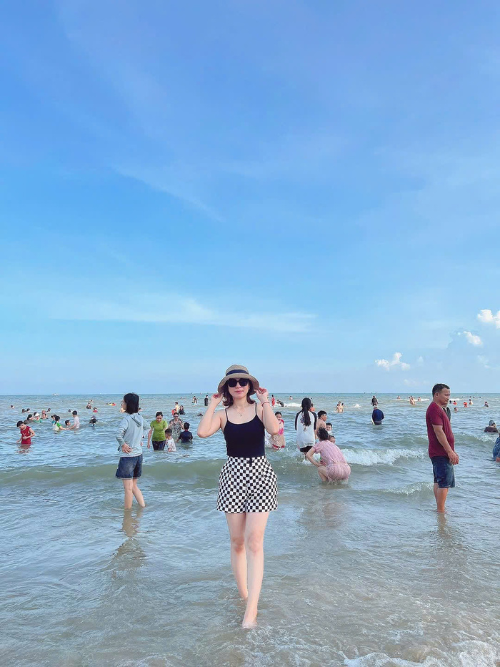 Tắm biển ở bãi tắm Thuỷ Tiên Vũng Tàu TP HCM