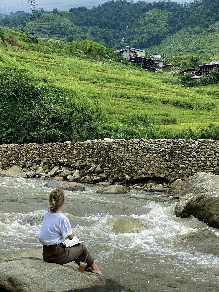 Suối Mường Hoa hữu tình, dồi dào nước quanh năm ở Bản Tả Van Giáy Sapa