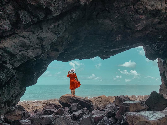 Hang Cá Voi là khung cảnh sống ảo tuyệt đẹp