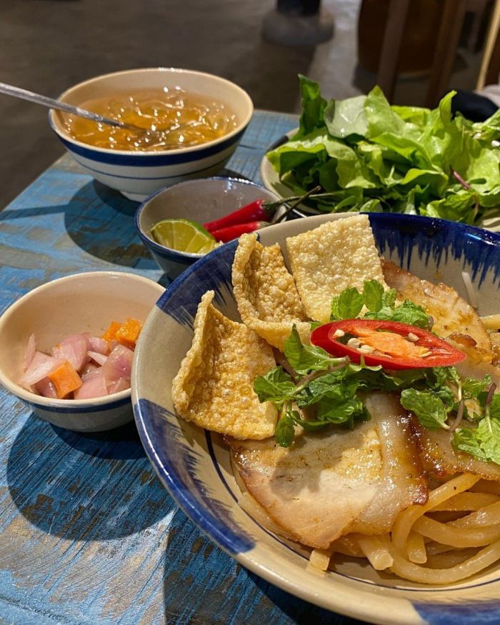  cẩm nang du lịch Đà Nẵng sau sáp nhập gỏi cá