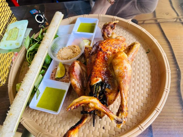 Cẩm nang du lịch Gia Lai sau sáp nhập gà nướng