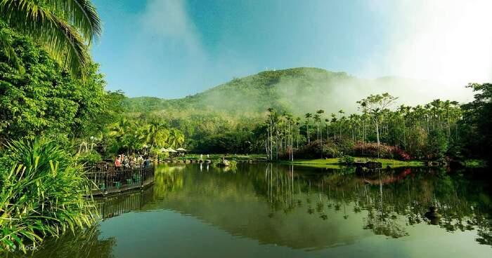 Khu du lịch rừng nhiệt đới Yanoda hoang sơ