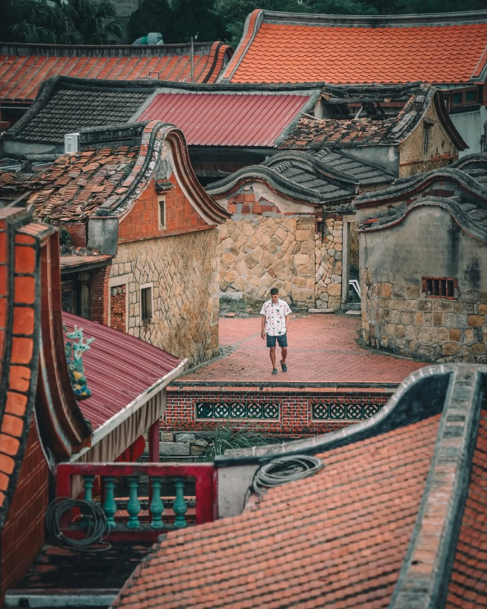 Khu phố cổ với làng nghề truyền thống là điểm đến nhất định phải ghé