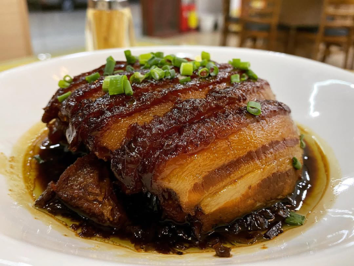 Khâu nhục béo ngậy đậm đà hay được làm trong các bữa tiệc vùng cao