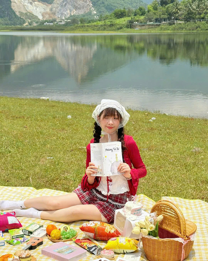 Cẩm nang du lịch Lương Sơn Hoà Bình Phú Thọ: Du lịch hồ Đồng Chanh