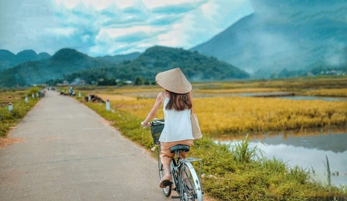 Cẩm nang du lịch Nghĩa Lộ Yên Bái Lào Cai: Ghé thăm các bản làng