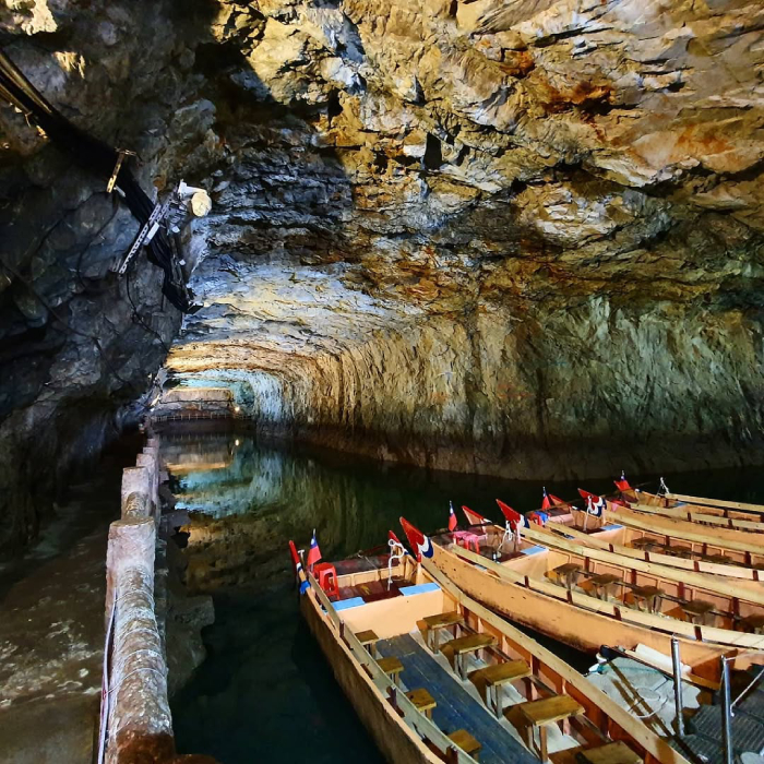 Đường hầm Bắc Hải lạnh lẽo nhưng không kém phần huyền ảo