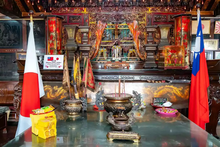 Ngôi đền với lễ hội quy mô lớn thu hút rất nhiều khách du lịch