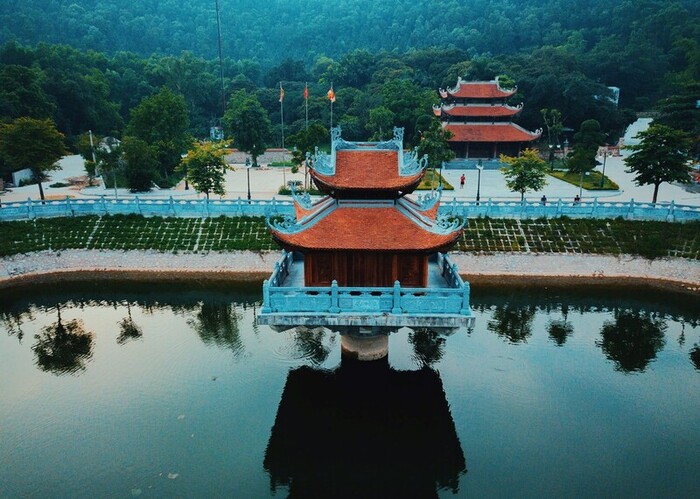 Vẻ đẹp kiến trúc chùa Hàm Long Bắc Ninh 