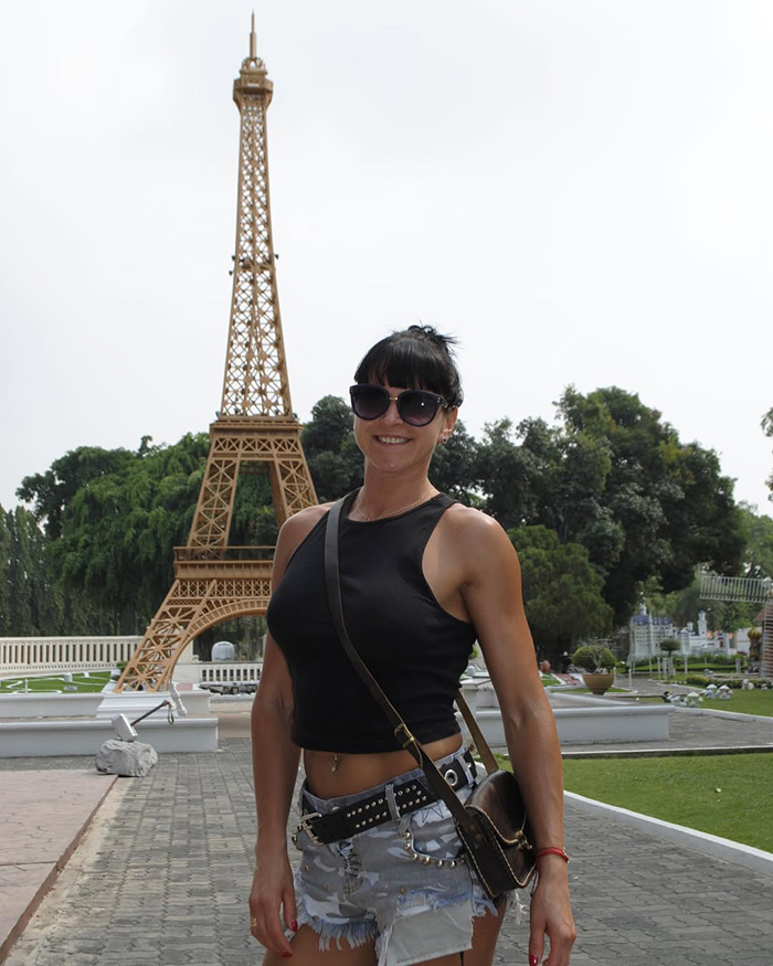 Du lịch “vòng quanh thế giới” chỉ trong một ngày