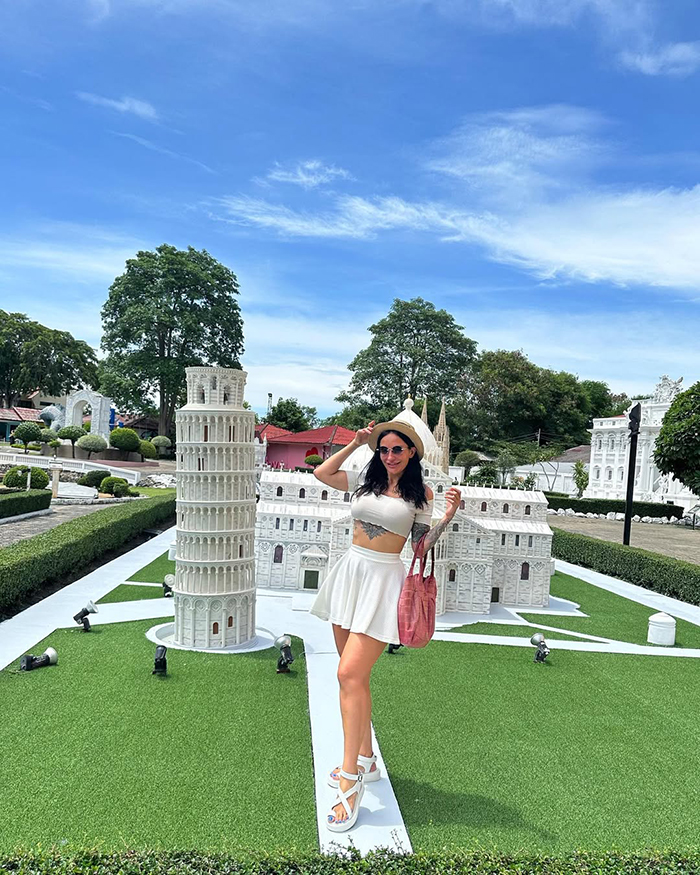 Check in tại những địa điểm nổi tiếng tại công viên Mini Siam Thái Lan