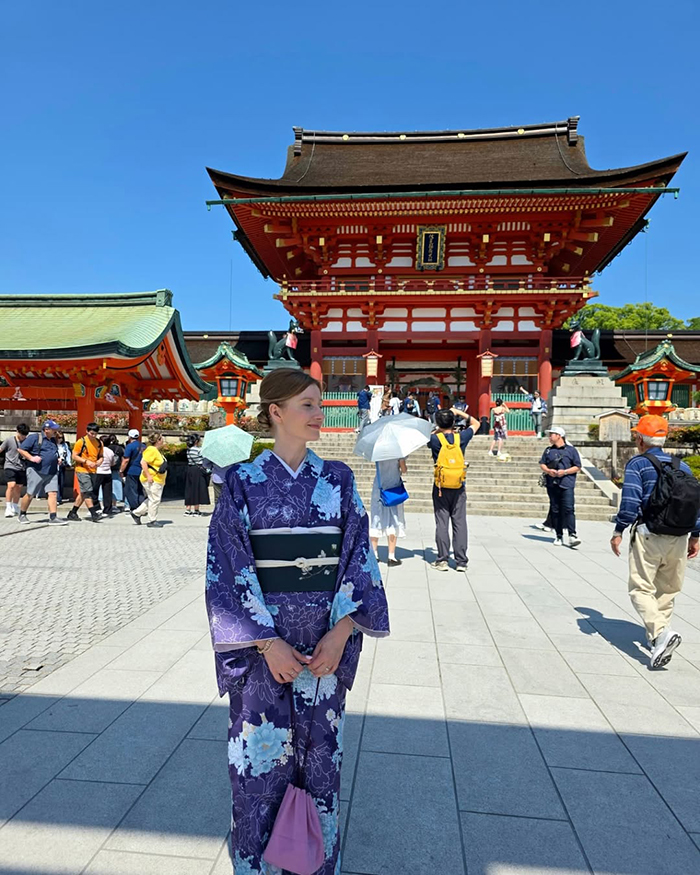 Cách di chuyển tới đền Fushimi Inari Nhật Bản