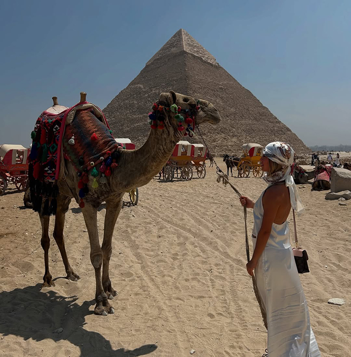 Thuê xe có tài xế riêng tới đền thung lũng Khafre Ai Cập