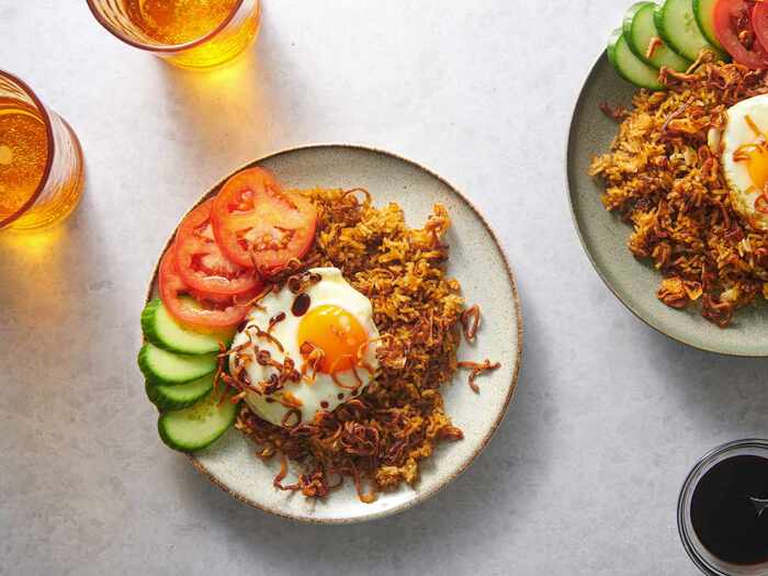 Khám phá những món ăn Indonesia ngon nhất - Nasi Goreng