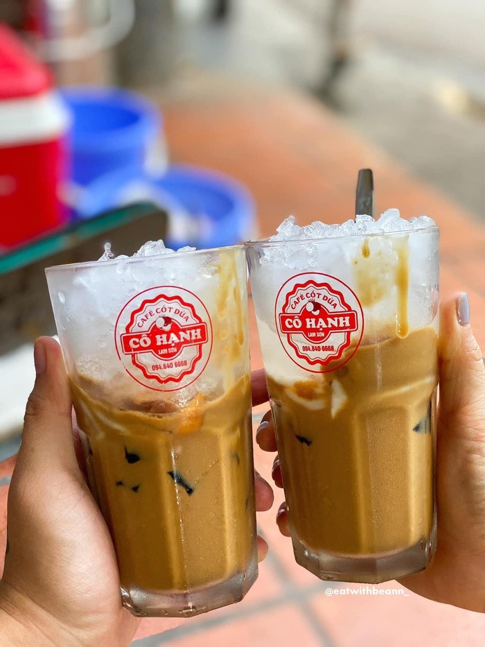 Khám phá các quán dừa dầm ngon tại Hải Phòng - Dừa dầm cô Hạnh