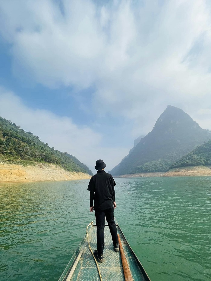 Trên dọc đường đi tới thác Khuổi Nhi Tuyên Quang, bạn được chiêm ngưỡng cảnh sắc thiên nhiên tuyệt đẹp