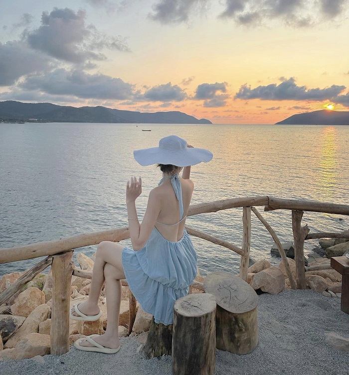 2/9 nên đi biển nào, Ở Côn Đảo có nhiều điểm đón bình minh cực đẹp