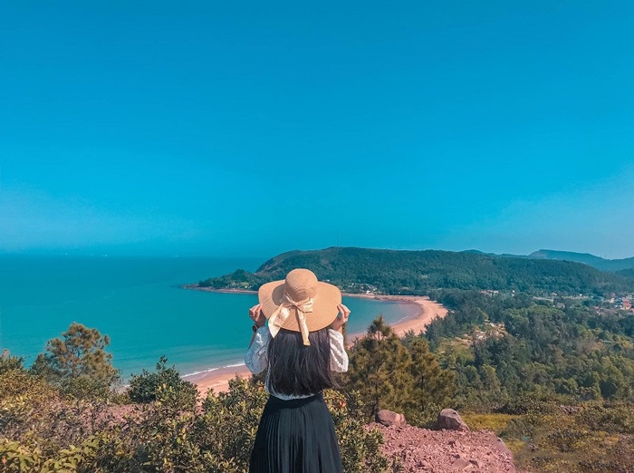 Du lịch Bãi Lữ Nghệ An từ Vinh hay biển Cửa Lò cũng đều thuận tiện