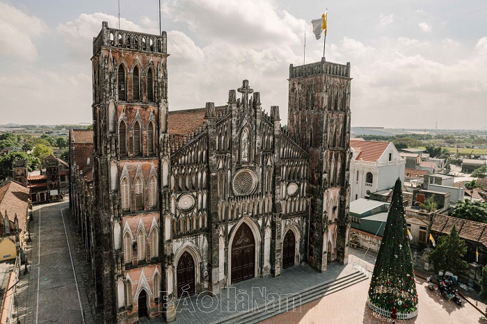 Nhà thờ Sở Kiện Hà Nam nhanh chóng và đi về trong ngày