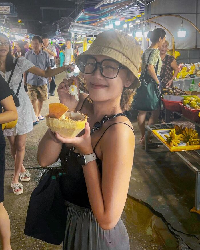 chơi gì ở Phú Quốc dịp lễ 2/9? Dạo chợ đêm sầm uất