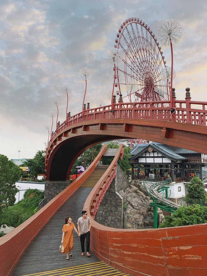 Hạ Long - Điểm du lịch trong nước được yêu thích nhất - có rất nhiều điểm vui chơi vừa đẹp vừa thú vị