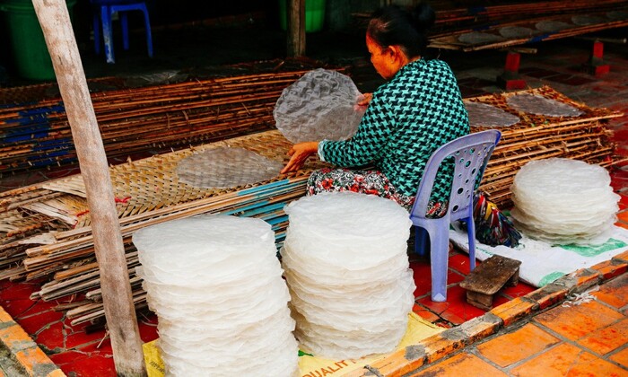 làng bánh tráng Thuận Hưng sản xuất đặc sản trứ danh xứ Tây Đô
