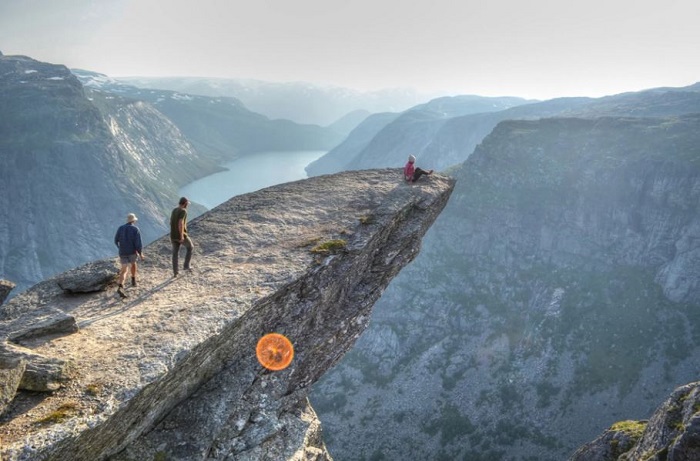 lưỡi quỷ Trolltunga Na Uy