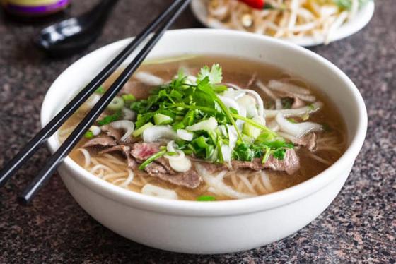 'Bật mí' cho bạn các quán ăn Việt nổi tiếng ở Montreal, Canada!