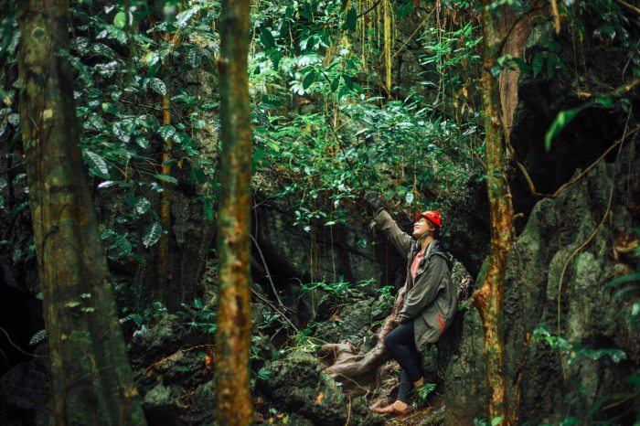 thung lũng Sinh Tồn - hang Thủy Cung Quảng Bình