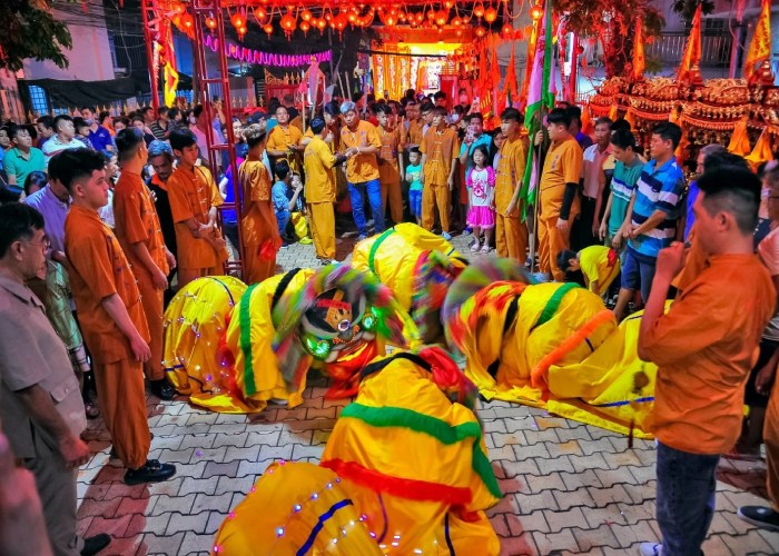 thời gian tổ chức lễ hội Miếu Ông Bổn