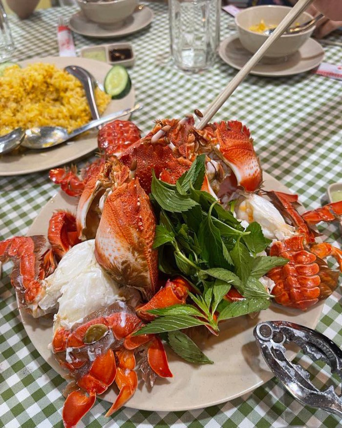 thưởng thức hải sản ngon tại quảng ngãi