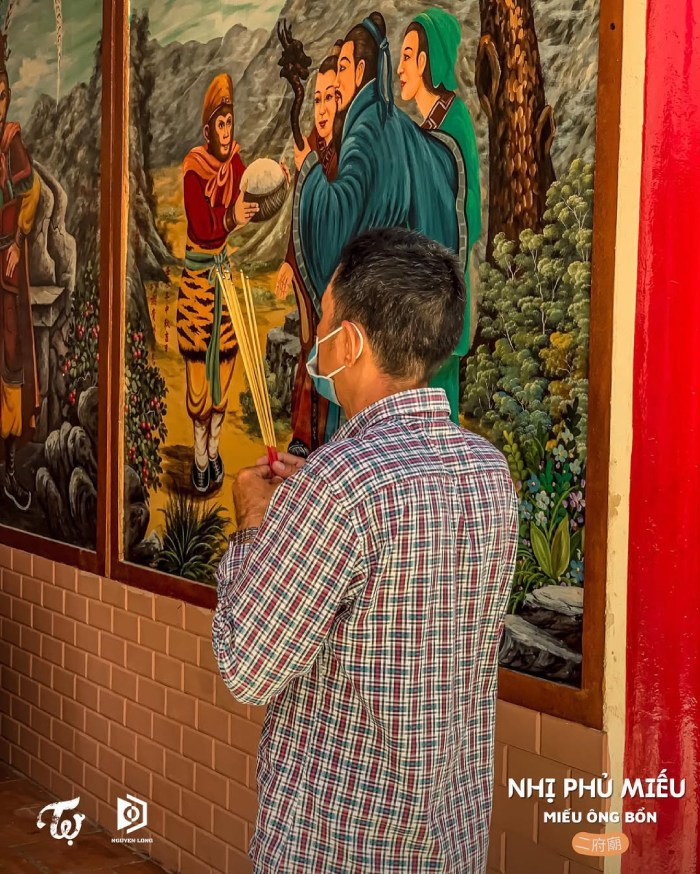 nghi lễ trong lễ hội Miếu Ông Bổn