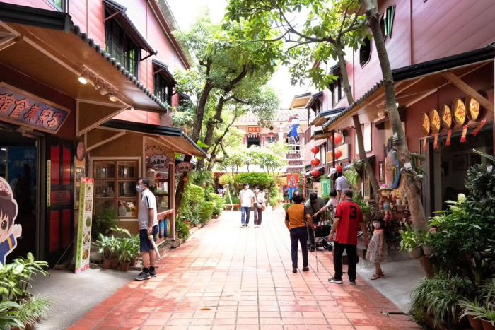 Làng Hakka yên bình thích hợp để dạo chơi