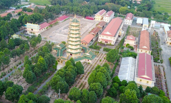 Tháp Đa Bảo ở chùa Phật Quang Vũng Tàu