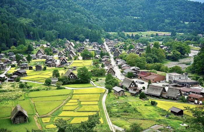 Ngắm Shirakawago - Ngôi làng cổ tích của Nhật Bản