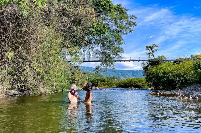 cầu treo ở Kon Tum cầu treo ở Kon Tum