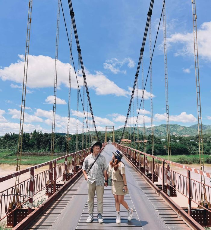 cầu treo ở Kon Tum cầu treo ở Kon Tum