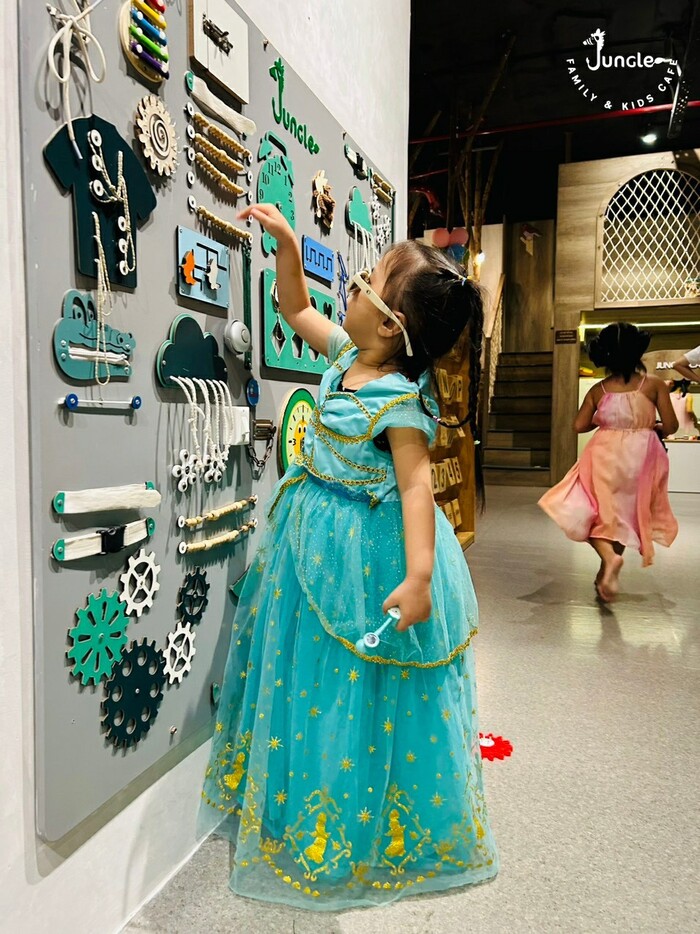 khu vui chơi hướng nghiệp dành cho trẻ em ở TP HCM Jungle Family & Kids cafe