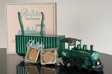 Từ Loewe đến Bulgari, đây là những chiếc bánh trung thu đắt nhất thế giới năm 2024