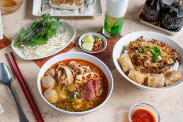 Tìm kiếm hương vị quê hương tại những nhà hàng Việt nổi tiếng nhất Paris