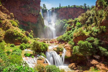 Đắm chìm trong vẻ đẹp vô thực của 7 thác nước đẹp nhất châu Phi