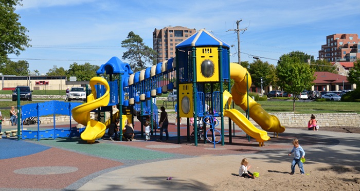 Lựa chọn hoàn hảo cho những trải nghiệm hàng đầu ở thành phố Kansas, Mỹ là khám phá Công viên Jacob L. Loose tuyệt đẹp