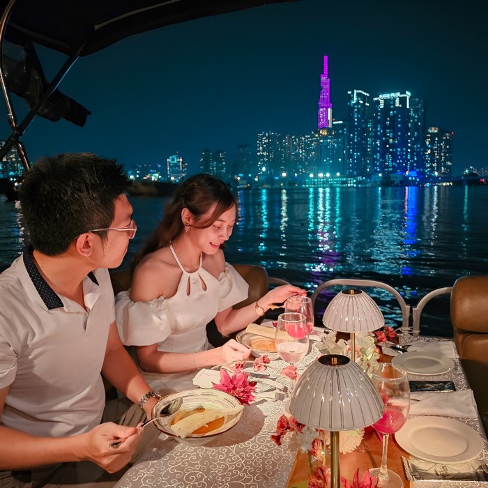 TOP 10+ Địa điểm cầu hôn ở sài gòn lãng mạn nhất cho cặp đôi TOP 10+ Địa điểm cầu hôn ở sài gòn lãng mạn nhất cho cặp đôi